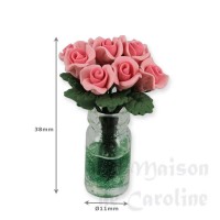 75982-bis bouquet de roses claires dans vase