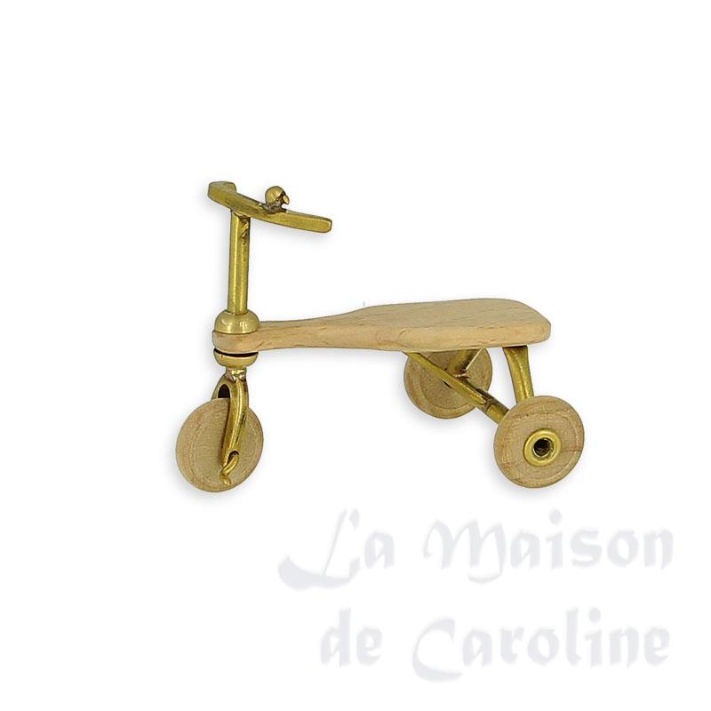 Tricycle, Miniatures