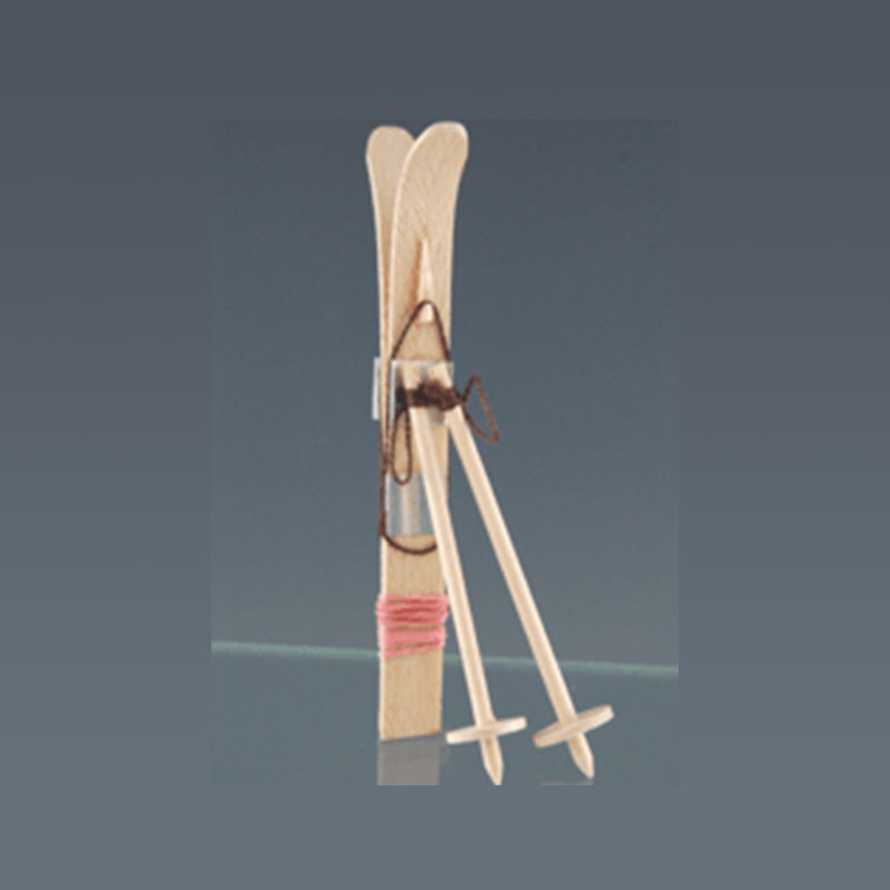 Skis et bâtons ancien en bois, Miniatures