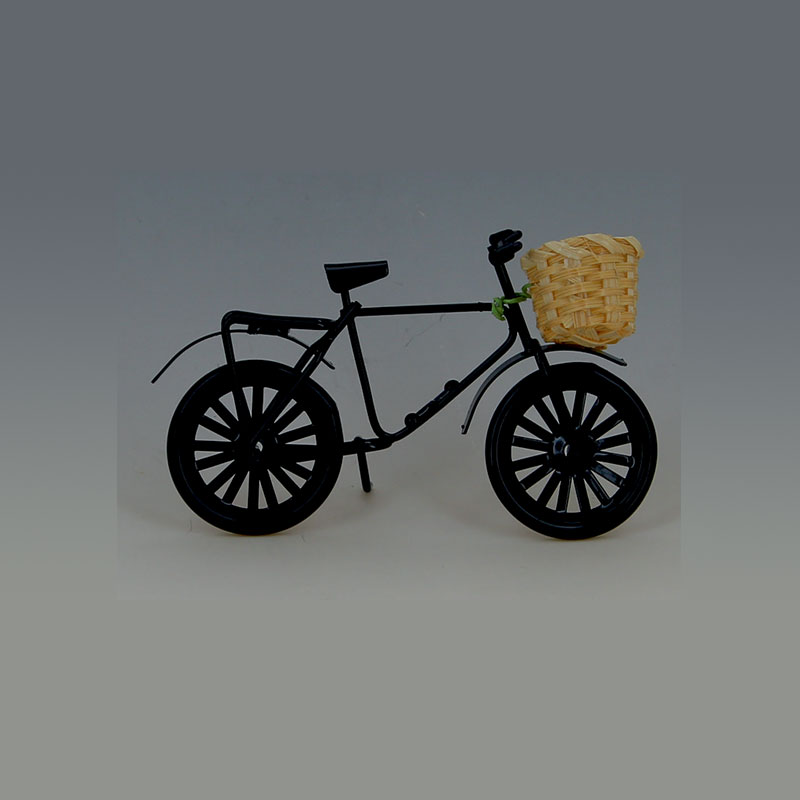 Vélo noir en métal avec panier, Miniatures