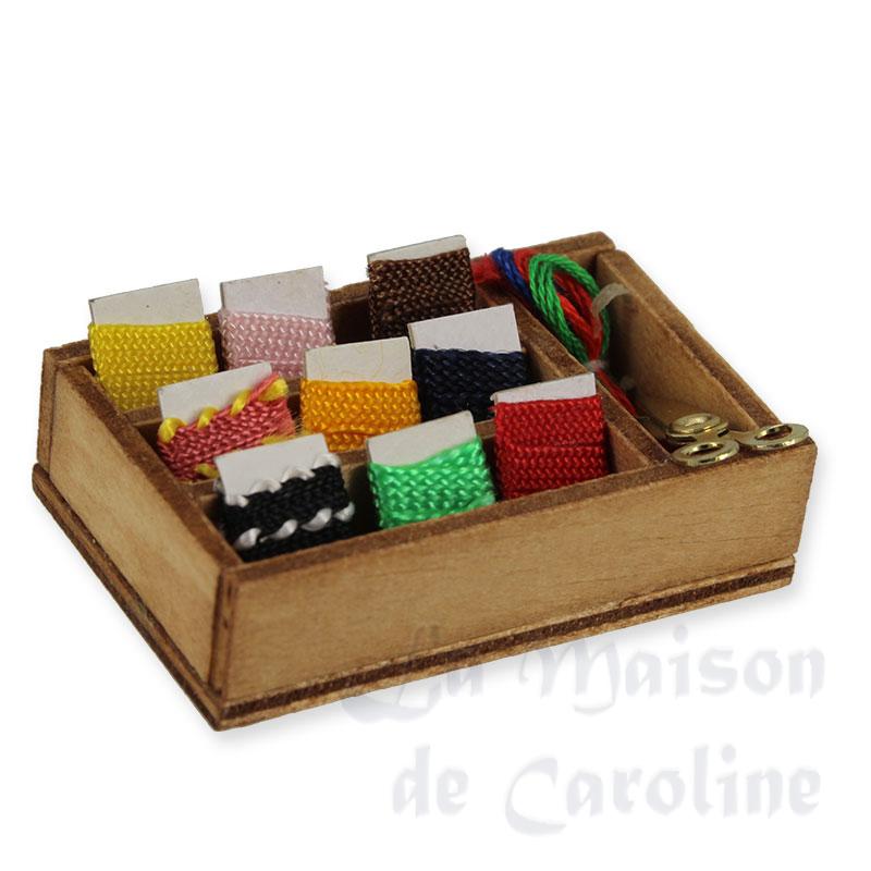 Kit couture boite plastiq Assortis 