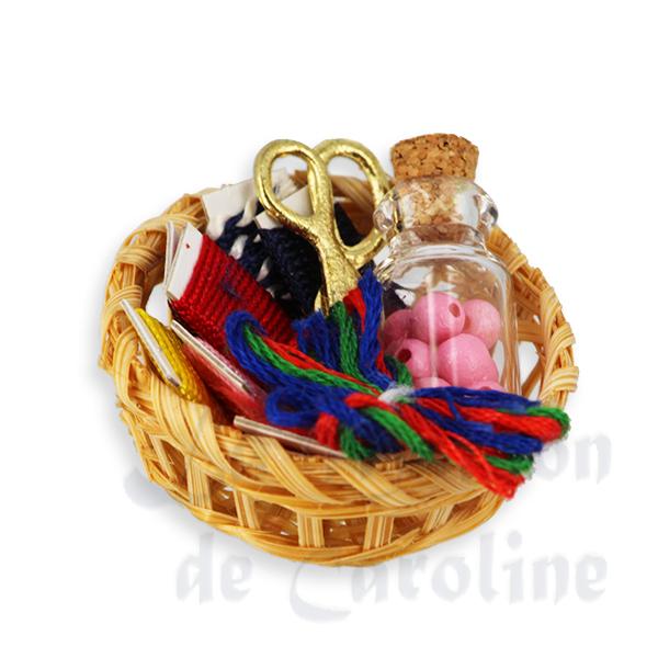 Panier de couture miniature 1/12