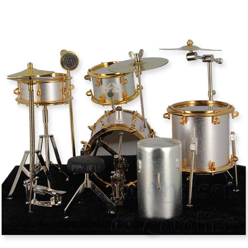 Batterie en laiton 7 pièces miniature 1/12