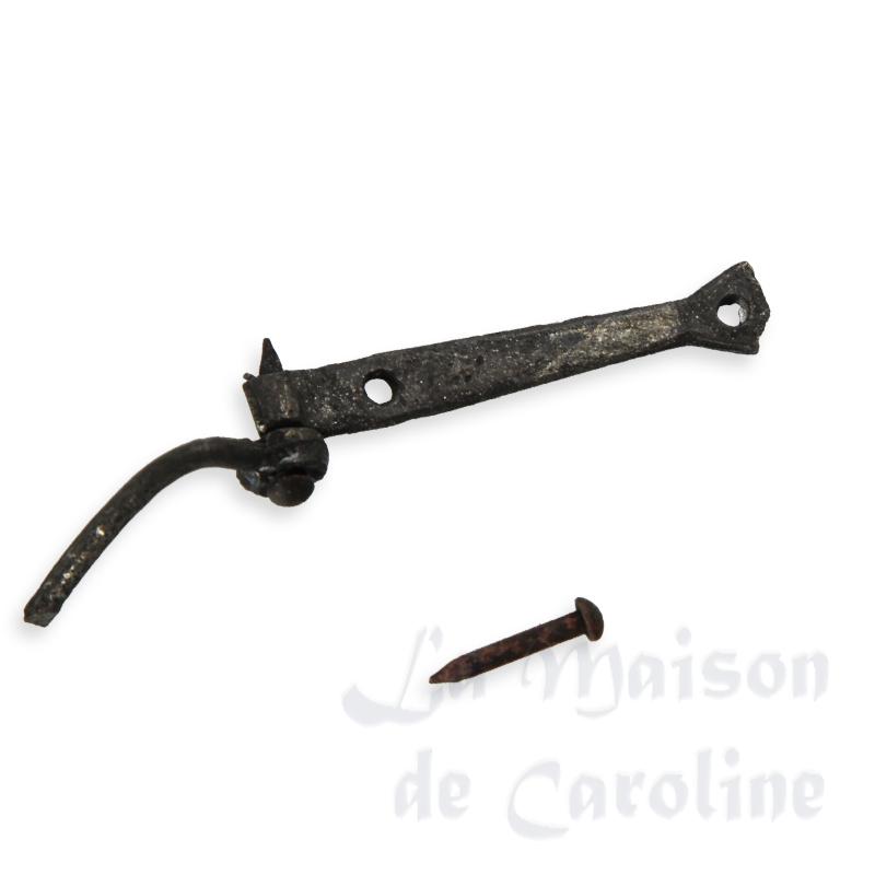 Paire de ferrures pr volets en fer forge pour maisons de poupées 1/12 Paire de ferrures pr volets en fer forge pour maisons de poupées 1/12