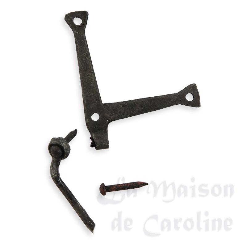 Paire de ferrures pour volets fer forge pour maisons de poupées 1/12