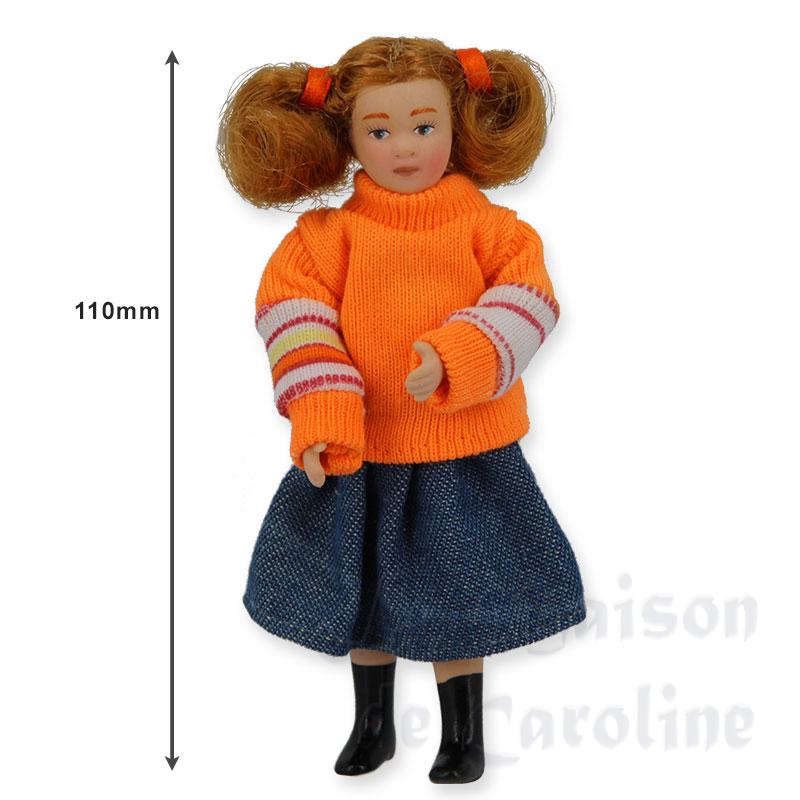 Fillette pull orange avec couettes Bilder 1