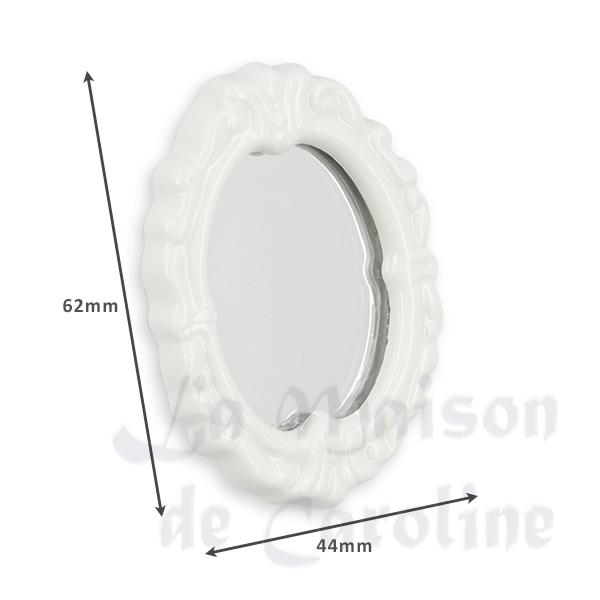 Miroir blanc en porcelaine meuble miniature 1/12 photo 2 Miroir blanc en porcelaine meuble miniature 1/12 photo 2