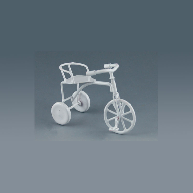 Tricycle metal blanc (fonctionnel), Miniatures