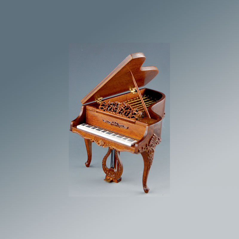 Piano à queue Louis XV noyer, Meubles de collection Trianon