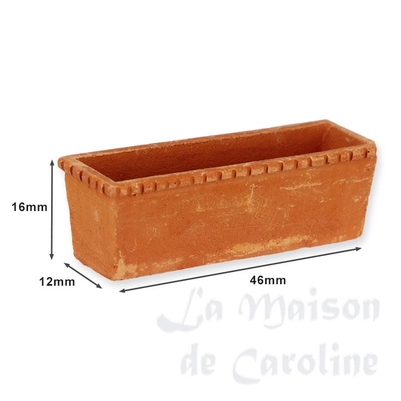 Balconnière en terre cuite couleur claire bords cannelés 1/12 photo 2