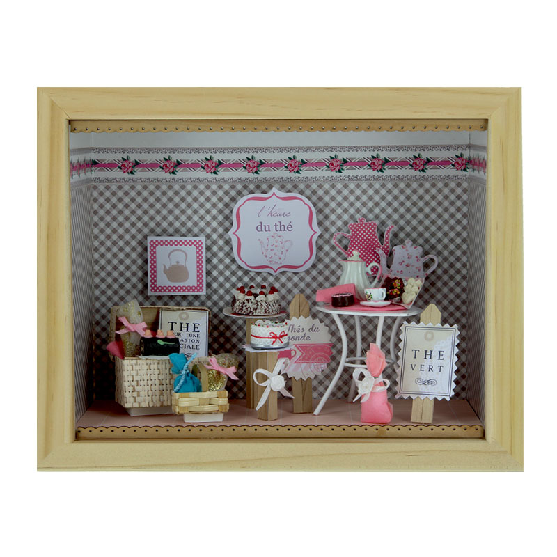 Petite vitrine Salon de thé, Vitrines kits complets, accessoires et miniatures  pour maison de poupées 