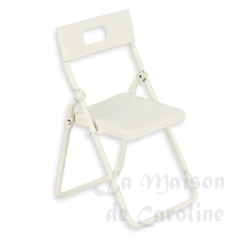 chaise pliante en metal blanche miniature 1:12e meuble miniature 1/12 chaise pliante en metal blanche miniature 1:12e meuble miniature 1/12