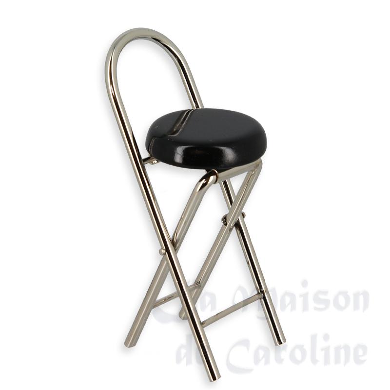 chaise de bar pliante en metal assise noire miniature 1:12e meuble miniature 1/12