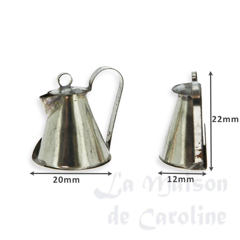 Demi-sujet: théière fer blanc miniature 1/12 photo 2 Demi-sujet: théière fer blanc miniature 1/12 photo 2