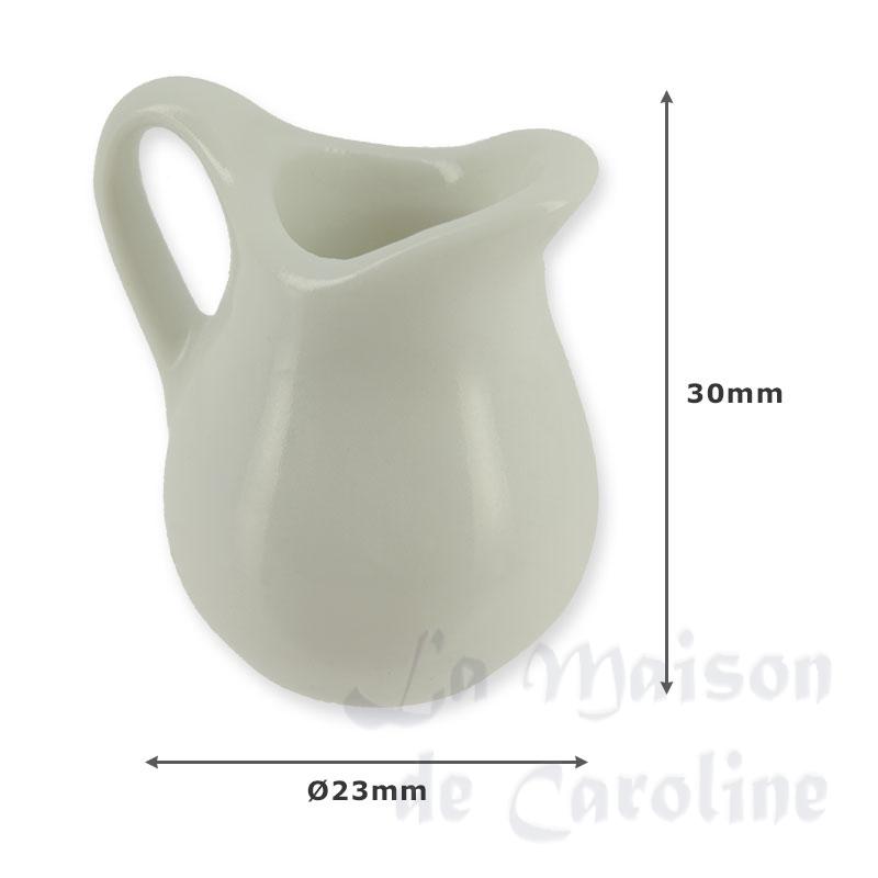 Cruche en porcelaine blanche Bilder 1
