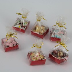 boîte rouge de présentation avec cookies ou macarons 1pc miniature 1:12e, Miniatures