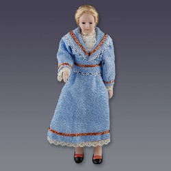 Poupée porcelaine femme robe bleue