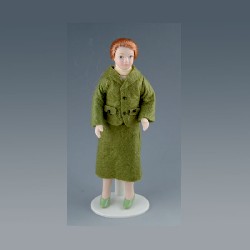 Poupée porcelaine femme tailleur vert