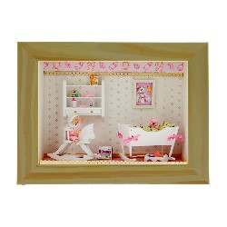 Petite vitrine en kit Chambre bébé rose 1/12